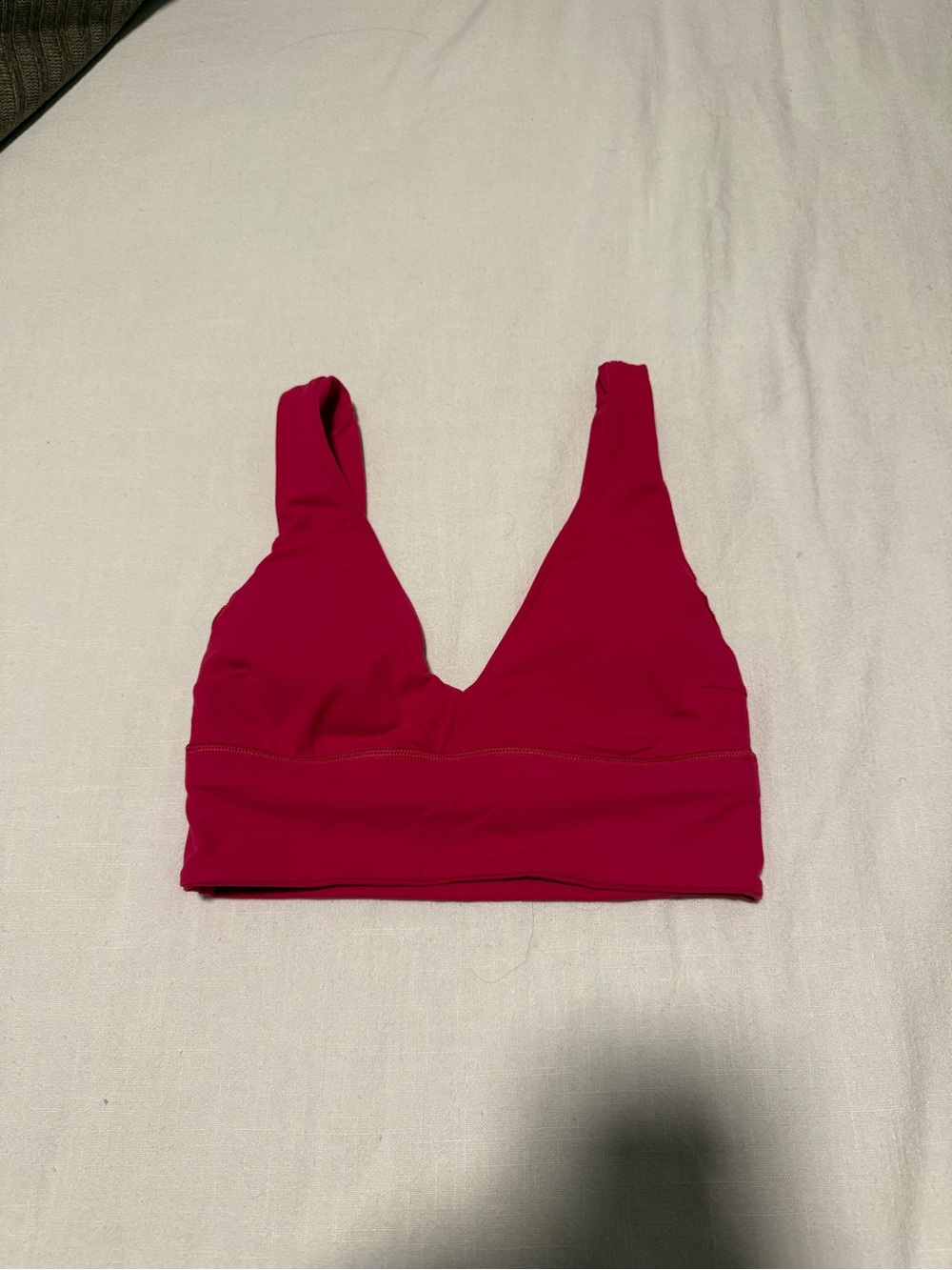 Lululemon hot pink sports bra size 4
